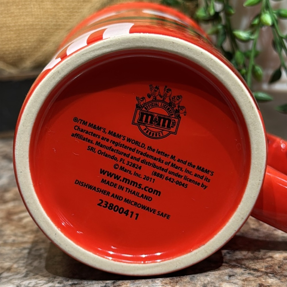 M&M'S MUG - Picture 6 of 6